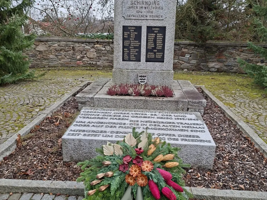 Gedenken zum Volkstrauertag: Mahnung für den Frieden